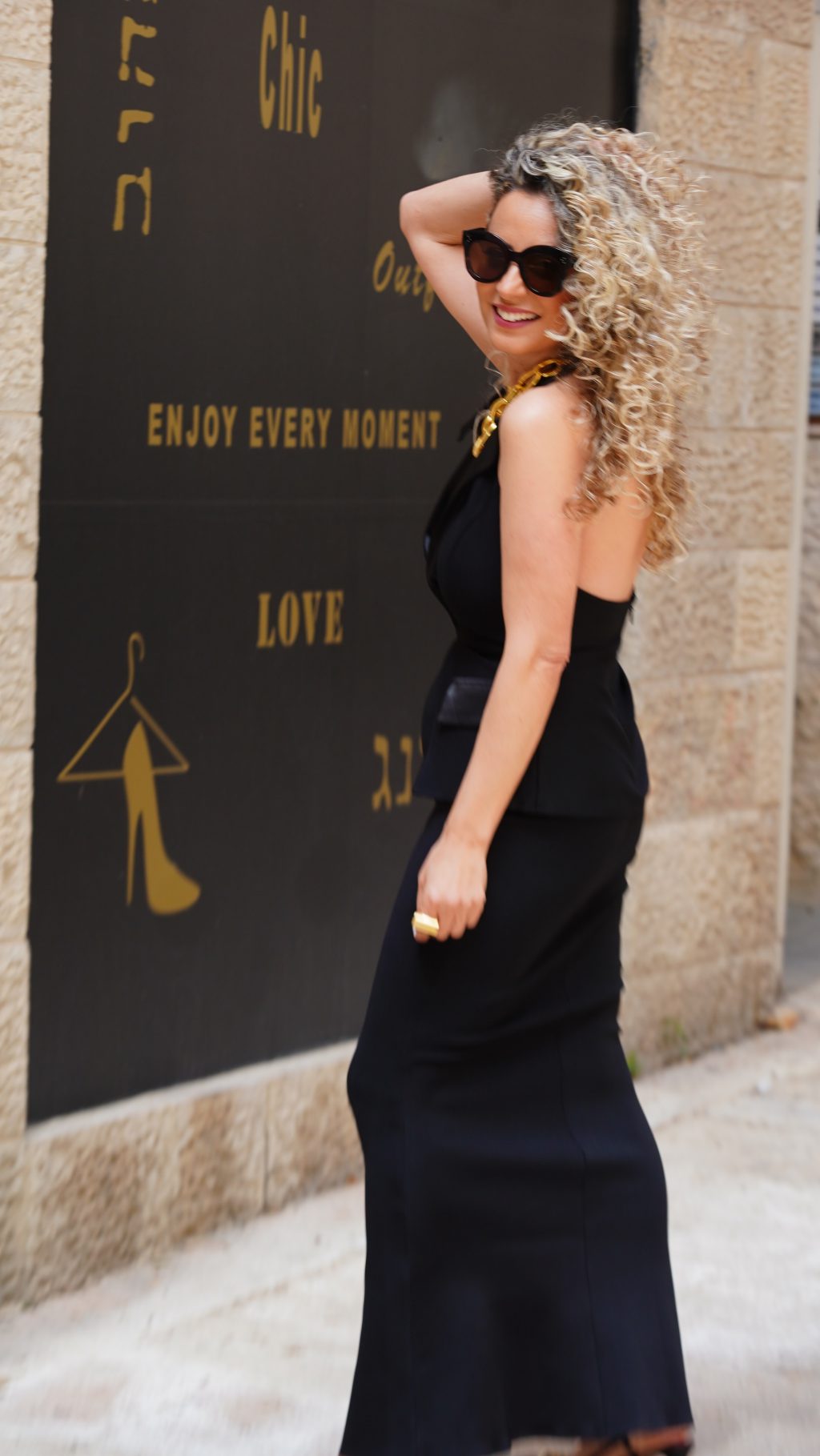⁦שמלת מקסי מחטבת⁩ – תמונה ⁦3⁩